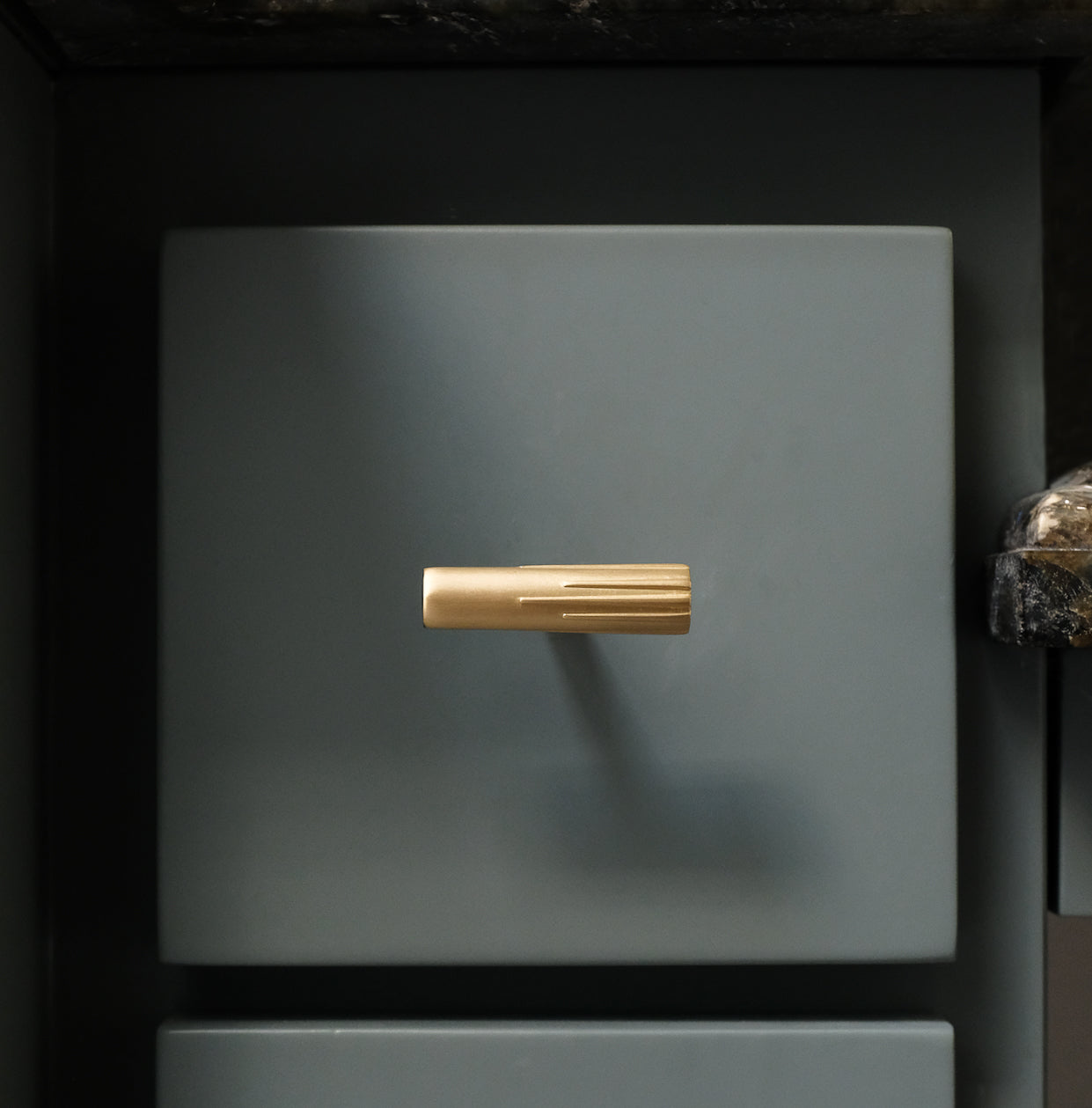 Mid Century Modern Knobs and Pulls - Drawers and Cabinets Mid Century Modern Knobs and Pulls - Drawers and Cabinets