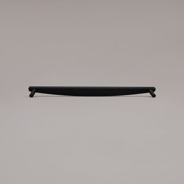 Rear view of 18" Half Moon appliance pull in Matte Black on gray background