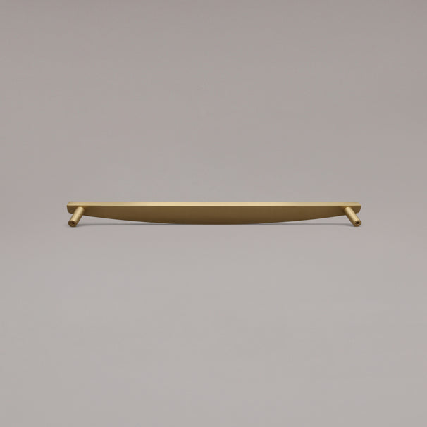 Rear view of 18" Half Moon appliance pull in Satin Brass on gray background