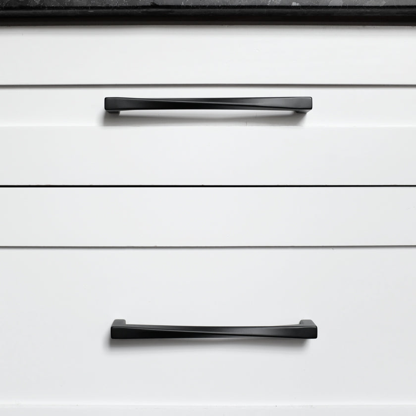 Twisted Oak Wood Drawer Handles, Minimalist Handle Modern Cabinet Pulls,  Wood Cabinet Pull, Cabinet Door Handles, Oak Twist Handle 